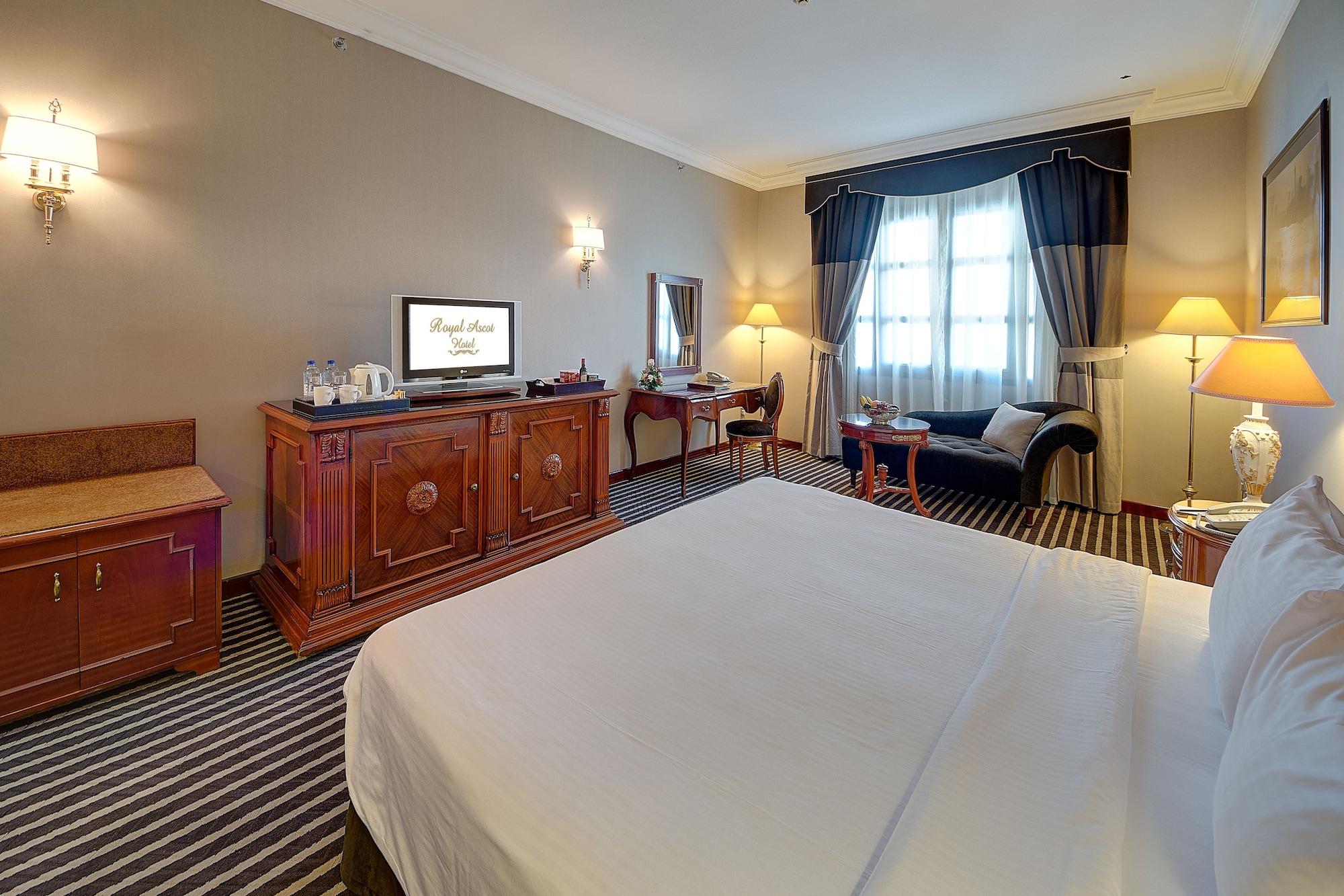 Royal Ascot Hotel Dubaï Extérieur photo