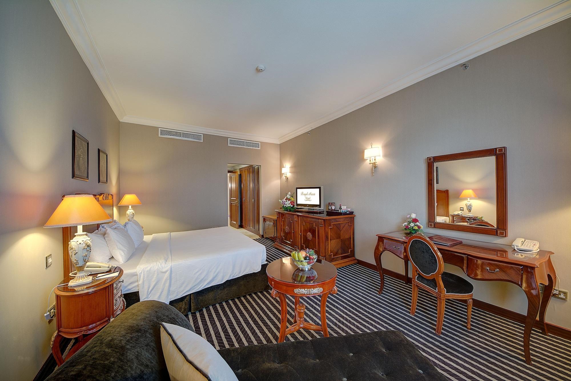 Royal Ascot Hotel Dubaï Extérieur photo