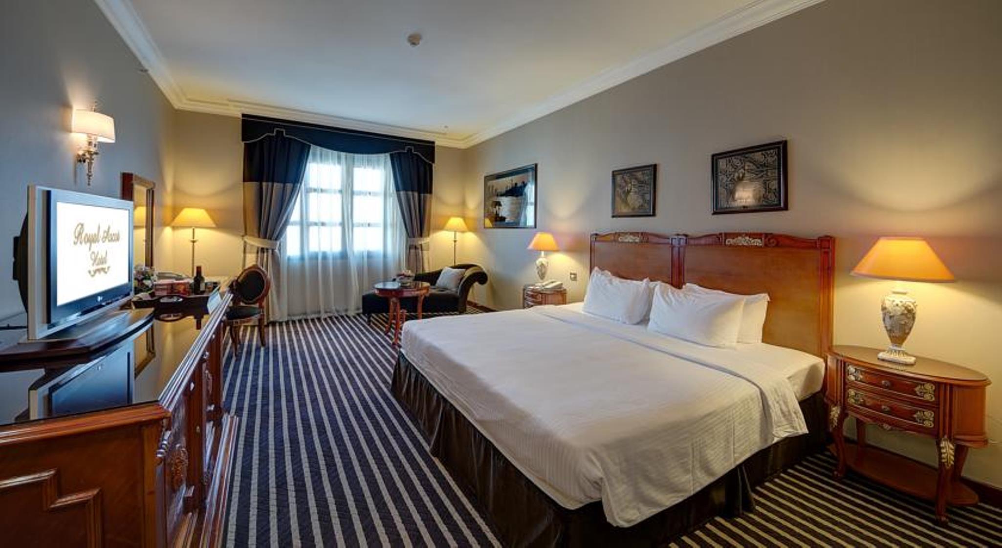 Royal Ascot Hotel Dubaï Extérieur photo